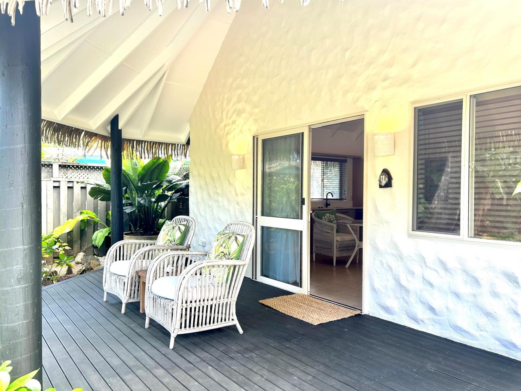 Motu Beachfront Art Villas Rarotonga Exteriör bild